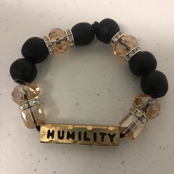 Bracelets - Picture 4 of 8